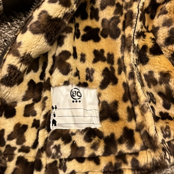 Girls coat - Picture 7 of 7